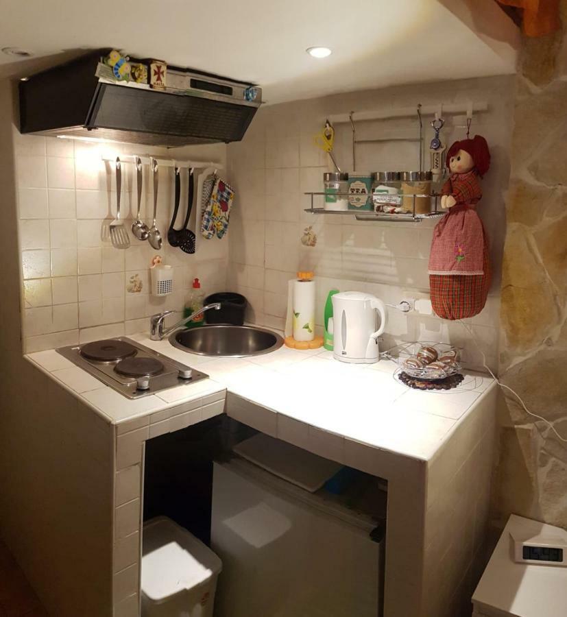 Giovanni S Little House Катания Экстерьер фото
